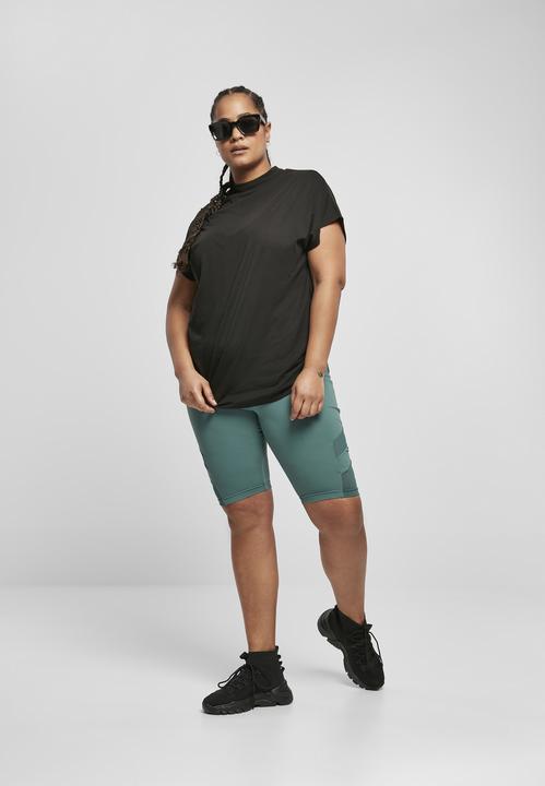 Produktbild Urban Classics Ladies Oversized Cut On Sleeve Viscose Tee (4XL)