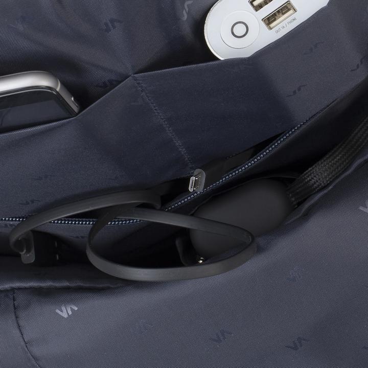 Actual product image Rivacase Suzuka (17 l)