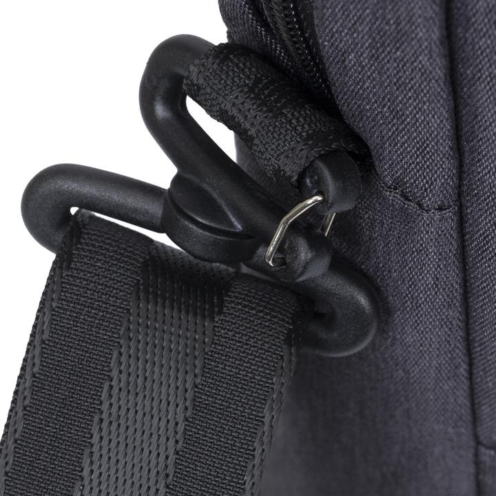 Actual product image Rivacase Suzuka 7730 (15.60", Universal)