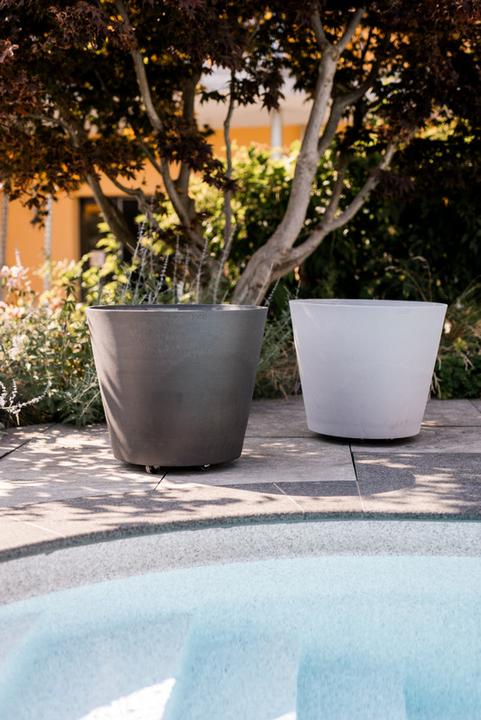 Actual product image Jaco green postage with castors (60 cm)
