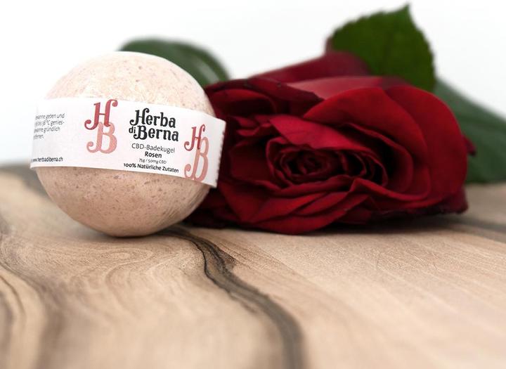 Produktbild Herba di Berna CBD Badekugel Rose (Badekugeln)
