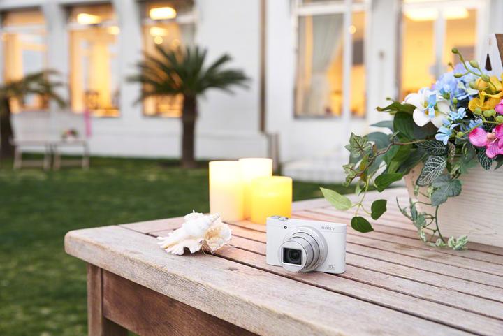 Produktbild Sony Cyber-Shot DSC WX500 (4.1 - 123 mm, 18.20 Mpx, 1/2,3'')