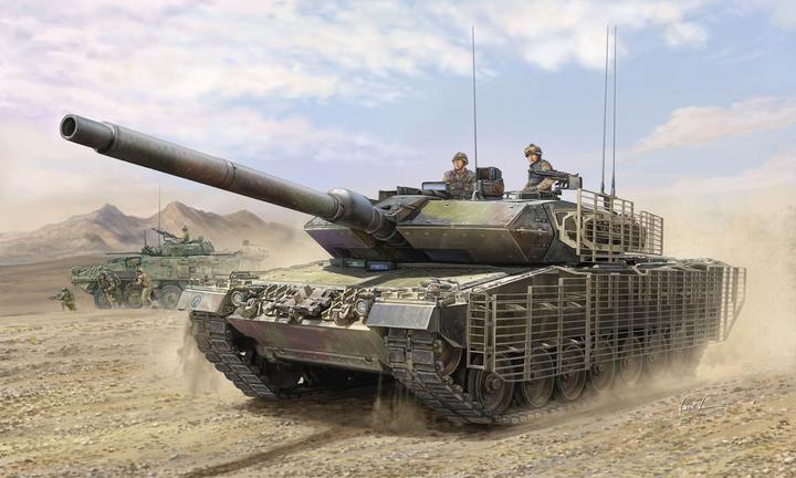 Actual product image Hobby Boss Leopard 2A6M CAN