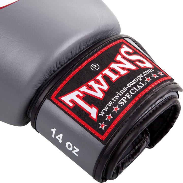 Actual product image Twins Boxhandschuhe (14 OZ, One size)