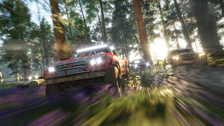 Immagine prodotto Microsoft Forza Horizon 4 Ultimate Edition (Xbox One X, Xbox Series X, Xbox One S, Xbox Serie S)