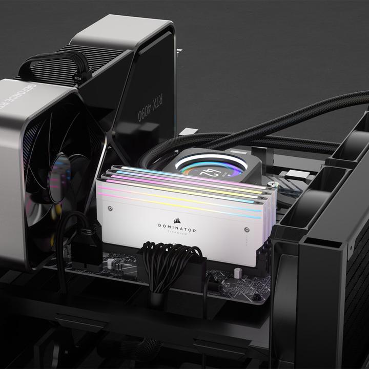 Immagine prodotto Corsair Dominator Titanium (2 x 32GB, 6400 MHz, RAM DDR5, DIMM)