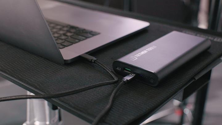 Actual product image Tether Tools ONsite USB-C 100W PD Battery Pack (25,600 mAh) (25.60 mAh, 150 W, 150 Wh)