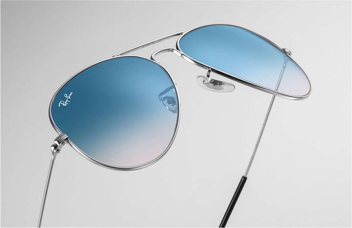 Actual product image Ray Ban Aviator Gradient