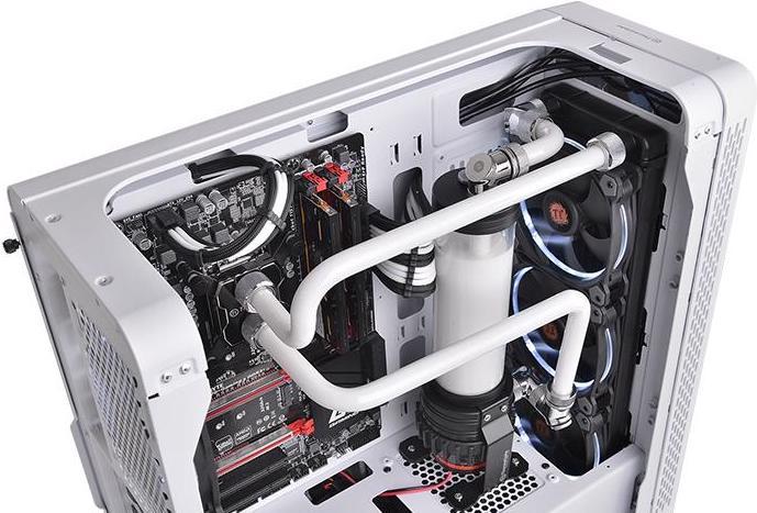 Actual product image Thermaltake Pacific C-Pro pipe connection G1/4 inch on 16mm