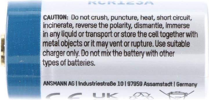 Produktbild Fenix LCD-Schnell-Ladegerät (1 Stk., CR123A, 700 mAh, Ladegerät inkl. Akku)