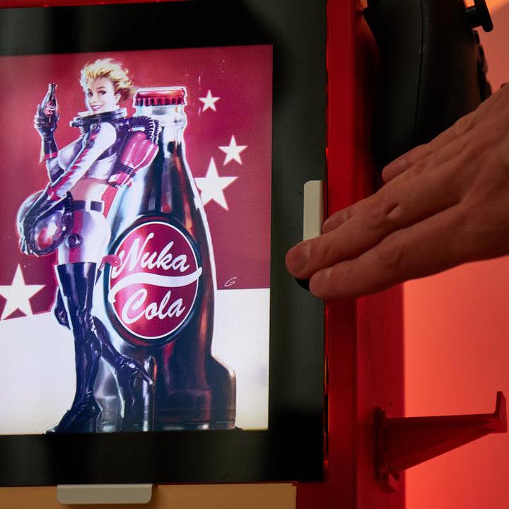 Immagine prodotto Numskull Armadietto Fallout LIGHT Nuka Cola (PS5)
