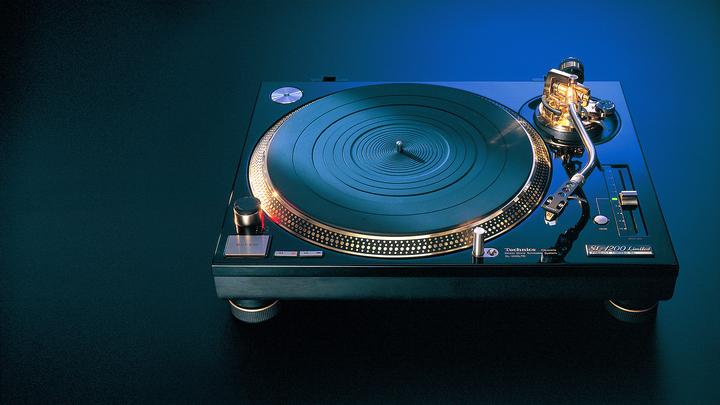 Actual product image Technics SL-1210 MK7 (Manual)