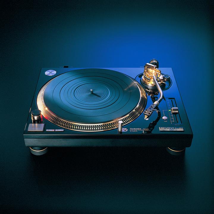 Actual product image Technics SL-1210 MK7 (Manual)
