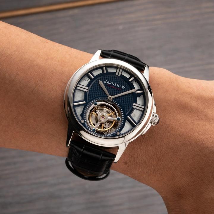 Actual product image Thomas Earnshaw ES-8239-02 Disraeli Tourbillon 42mm 3ATM (Analogue wristwatch, 42 mm)