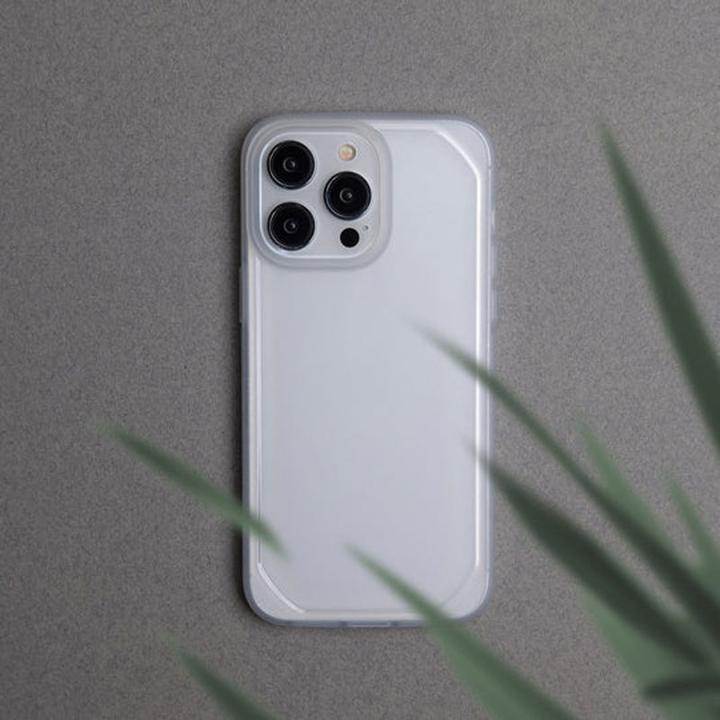 Actual product image X-Doria Slim Case iPhone 14 Plus back cover clear (Apple iPhone 14 Plus)