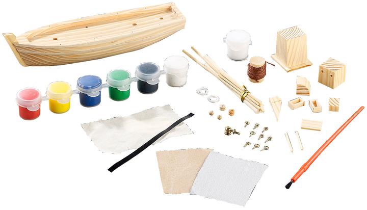 Produktbild Playtastic 40-teiliger Schiff-Bausatz Fischkutter aus Holz