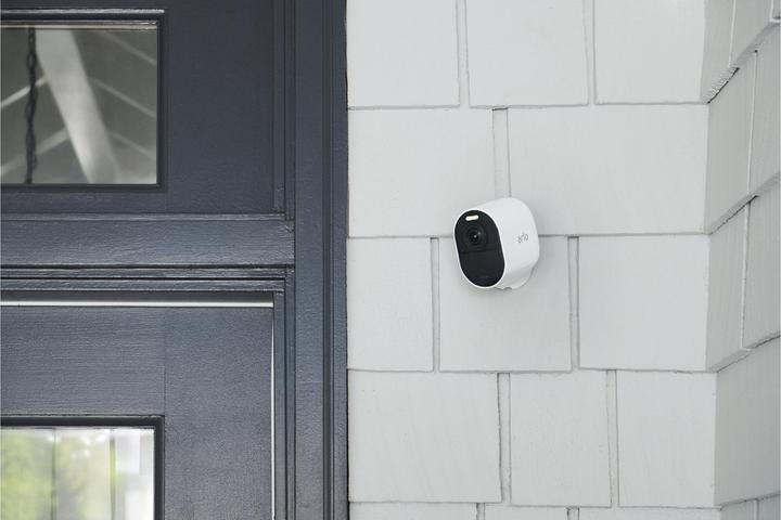 Produktbild Arlo Ultra 2 VMS5340-200EUS 3er-Set (3840 x 2160 Pixels)