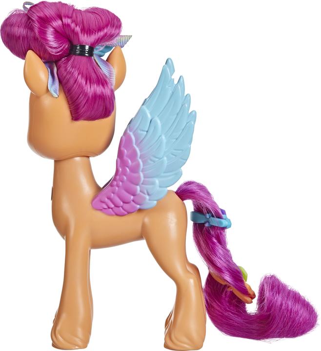 Actual product image My Little Pony Sunny Starscout Pony