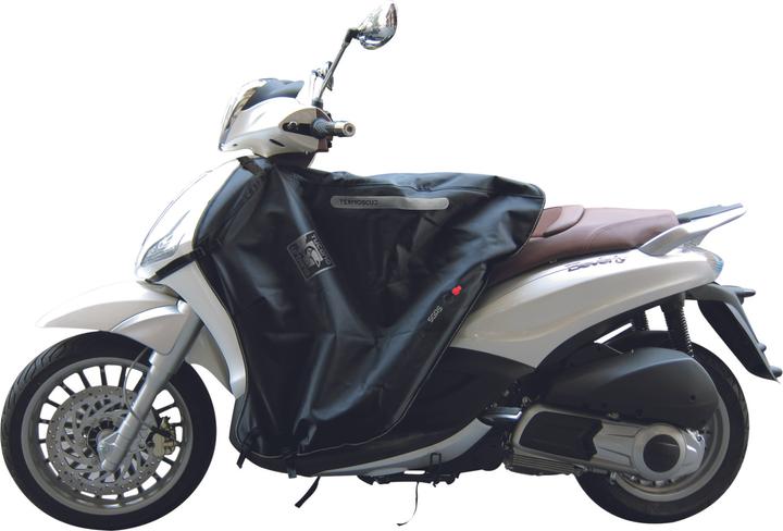 Actual product image Tucano Urbano Scooty R081 thermal blanket