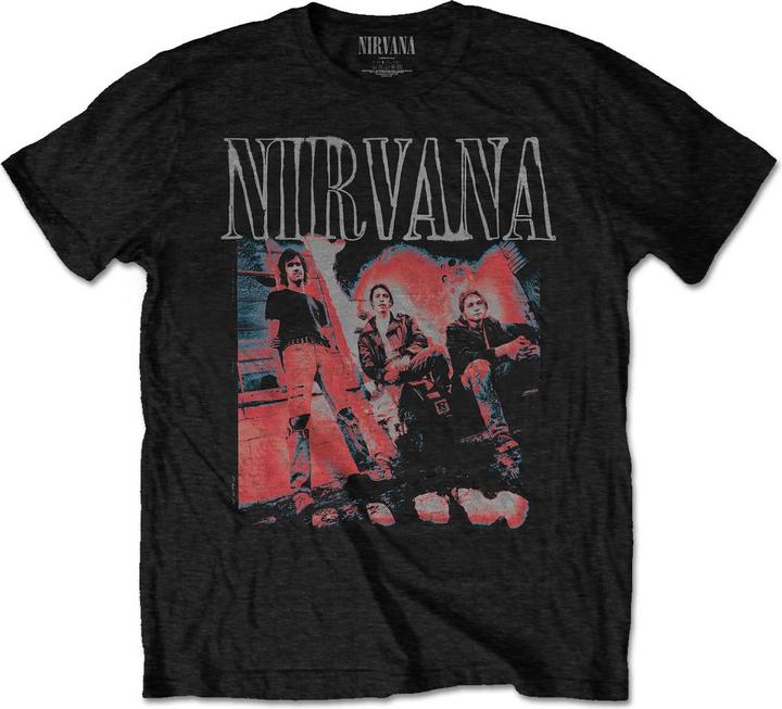 Nirvana Kris Standing