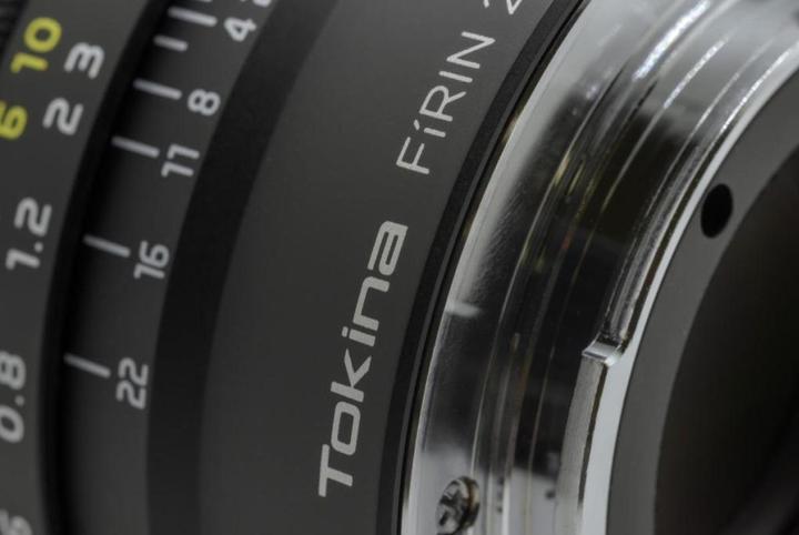 Produktbild Tokina Firin 20mm F2 FE MF Sony FF E-mount (Sony E, Vollformat, APS-C / DX)