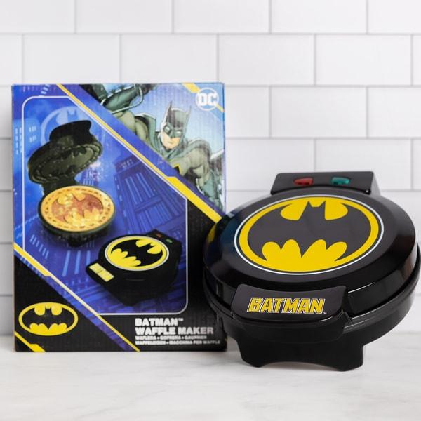 Actual product image Uncanny Brands DC - Batman - Gaufrier