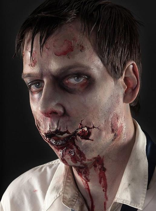 Actual product image Metamorph Zombie - latex wound