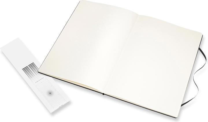Actual product image Moleskine Art Plus (A3, Plain, Hardcover)