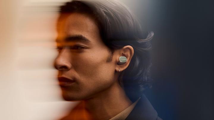 Actual product image Bowers & Wilkins Pi8 (ANC, 6.50 h, Wireless)