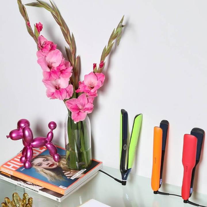 Actual product image ghd max Styler Radiant Red (Straightening iron)