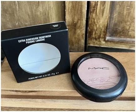 Immagine prodotto MAC Cosmetics Evidenziatore Extra Dimension (Dimensione extra)