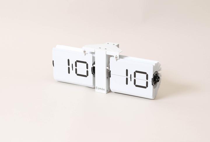Actual product image Esmée Flipwatch