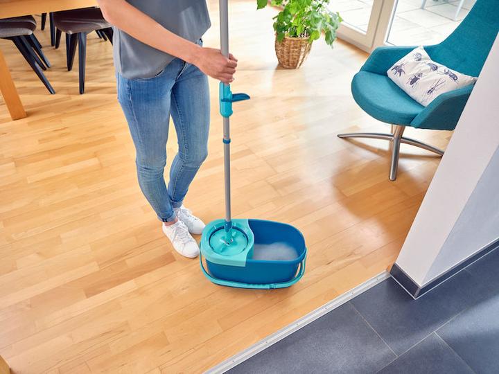 Productafbeelding Leifheit CLEAN TWIST Ergo Disc Mop Set (1 Pcs.)