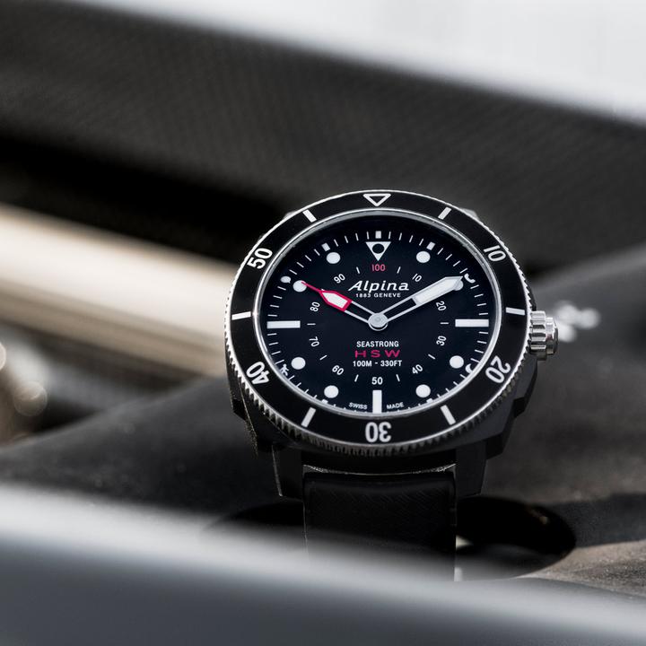 Image du produit Alpina Watch Seastrong Horological Smartwatch (44 mm)