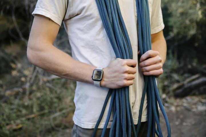 Actual product image Nomad Sport Strap V2 40mm/38mm Lunar Gray (40 mm, Plastic)
