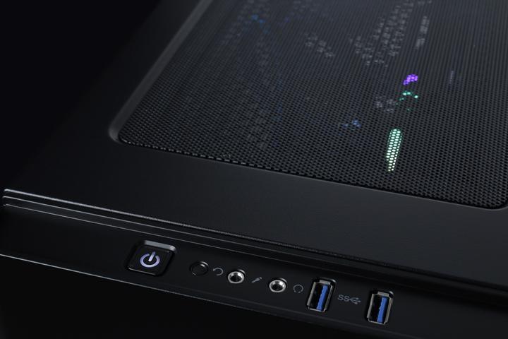 Produktbild Mifcom Savage (Intel Core i9-9900K, 32 GB, 1000 GB, GeForce RTX 2080 Ti)