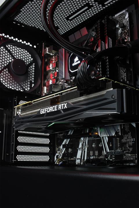 Produktbild Mifcom Savage RTX2080Ti Core i7 Advanced (Intel Core i7-9700K, 32 GB, 1000 GB, GeForce RTX 2080 Ti)