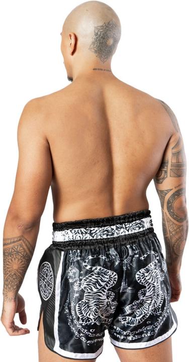 Image du produit 8Weapons 8 Weapons Muay Thai Shorts Carbon - Sak Yant Tigers (XXL)