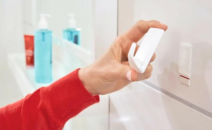 Actual product image tesa Powerstrips adhesive hooks LARGE square - 2 x self-adhesive wall hooks