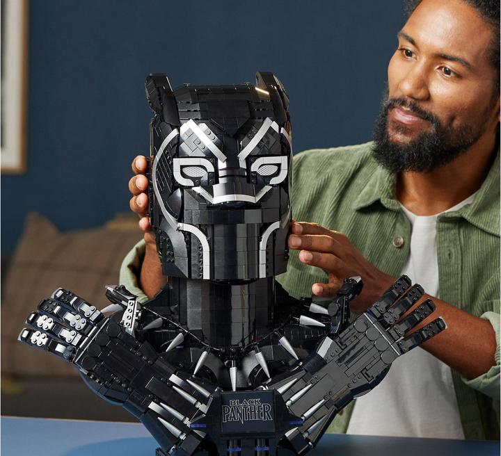 Actual product image LEGO Black Panther (76215, LEGO Marvel, LEGO Rare Sets)