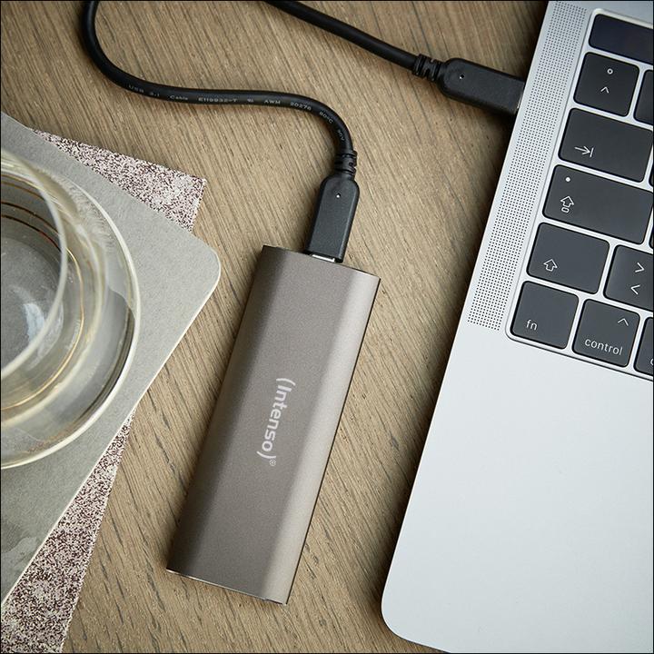 Actual product image Intenso Professional (500 GB)
