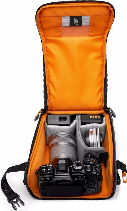 Actual product image Lowepro GearUp Creator Box M II (Camera inner pocket, 2 l)
