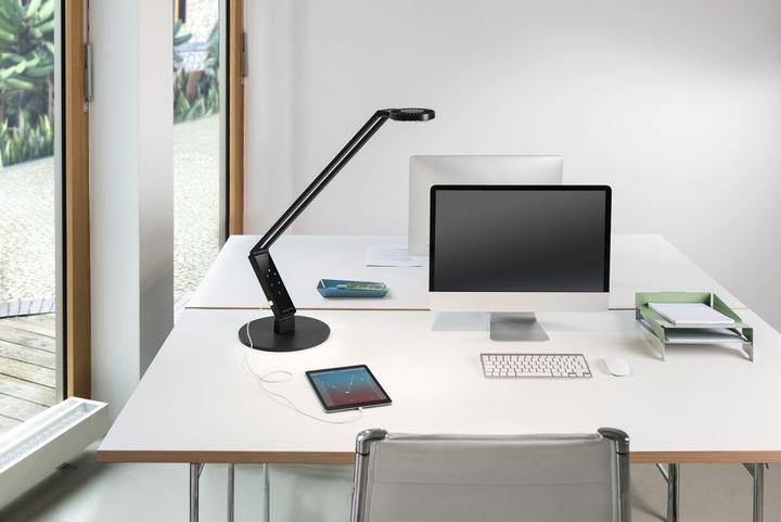 Produktbild Luctra TABLE PRO 2 RADIAL/BASE LED Tischleuchte 945 lm schw. (945 lm)