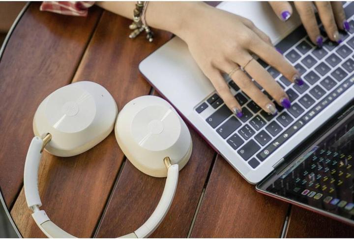 Produktbild OneOdio Handy Over Ear Kopfhörer Bluetooth® Weiss Noise Cancelling (ANC, 75 h, Kabellos)