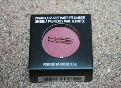 MAC Cosmetics Powder Kiss Soft Matte Eye Shadow (Ripened)