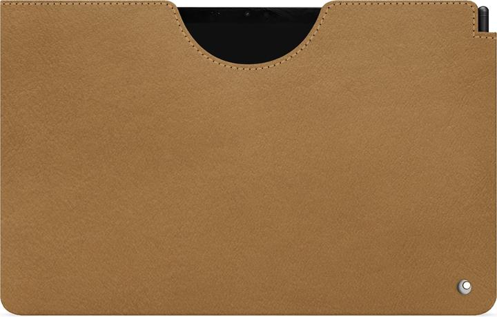 Castan esparciate ( Pantone #824F2A )