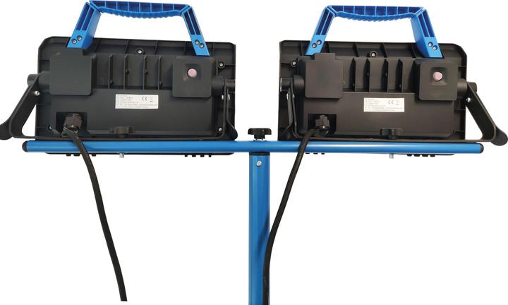 Produktbild As - Schwabe 360° LED Strahler mit Stativ (6.50 lm)