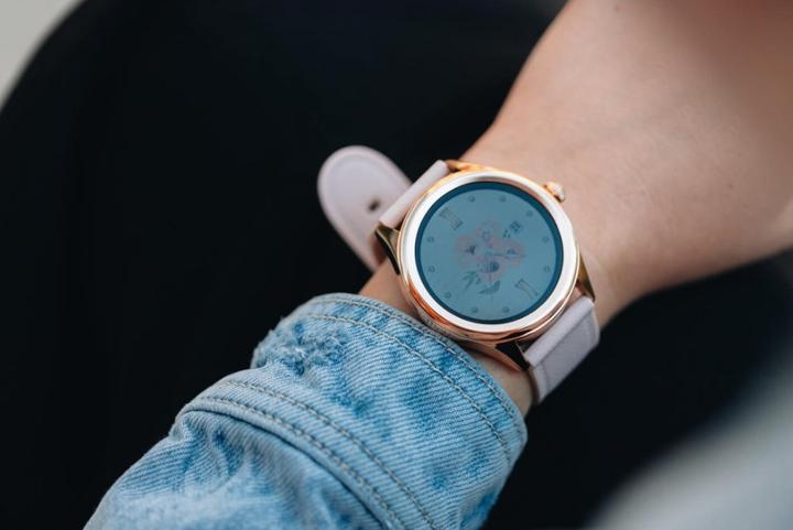 Actual product image NoName CARNEO Smart hodinky Prime GTR woman (45 mm)
