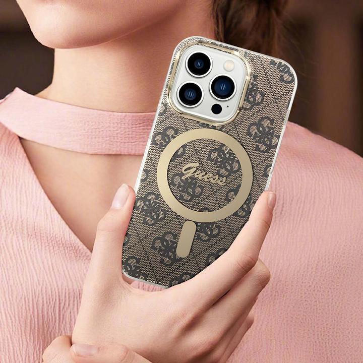 Produktbild Guess Zestaw GUBPP14LH4EACSW Case+ Charger iPhone 14 Pro 6,1" brązowy/brown hard case 4G Print MagSa (Apple iPhone 14 Pro)