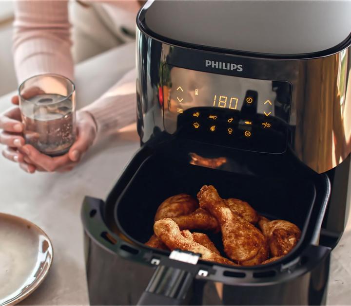 Actual product image Philips Airfryer HD9252/91 (CH plug)